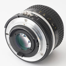 Load image into Gallery viewer, Nikon Ai NIKKOR 24mm f/2.8