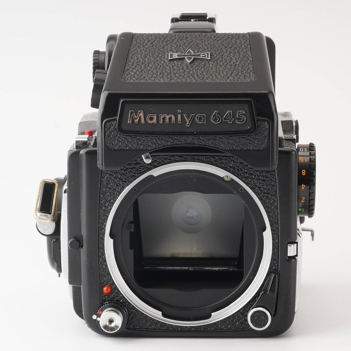 Mamiya M645 1000S / MAMIYA SEKOR C 80mm f/1.9 – Natural Camera