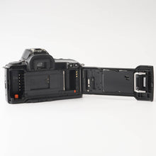 Load image into Gallery viewer, Canon EOS Kiss PANORAMA / Canon ZOOM LENS EF 28-80mm f/3.5-5.6 II