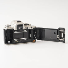 画像をギャラリービューアに読み込む, ペンタックス Pentax MZ-3 35mm 一眼レフフィルムカメラ / SMC Pentax FA 50mm F1.7