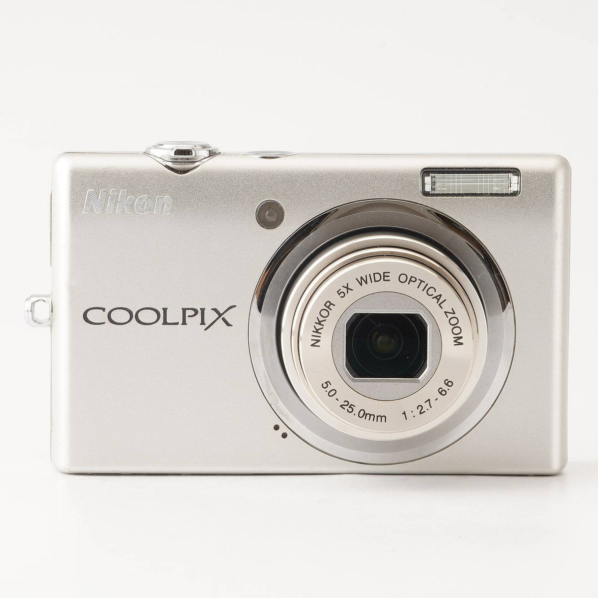 ニコン Nikon COOLPIX S570 / NIKKOR 5X WIDE OPTICAL ZOOM 5-25mm F2