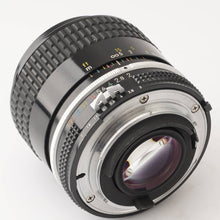 画像をギャラリービューアに読み込む, ニコン Nikon Ai NIKKOR 28mm F2 広角マニュアルフォーカスレンズ