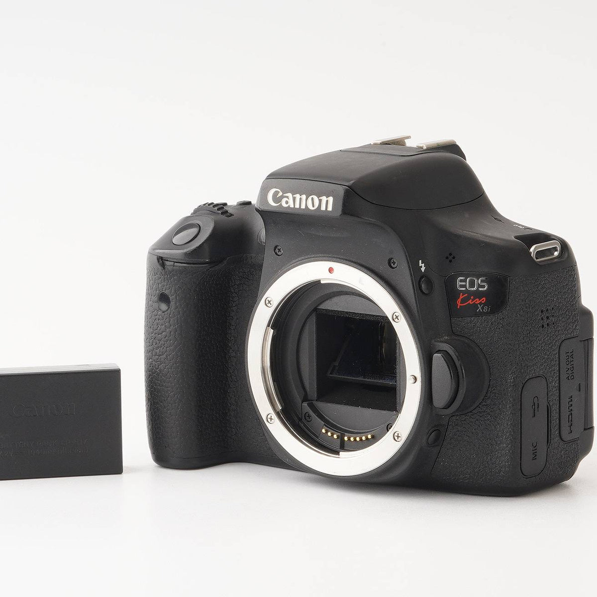 Canon EOS KISS X8i EOS KISS X8I(W) EF-S… Amazon | Canon デジタル一眼レフカメラ EOS Kiss X8i ダブル