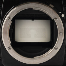 Load image into Gallery viewer, Nikon F3 HP 35mm SLR Film Camera / MD-4 Motor Drive