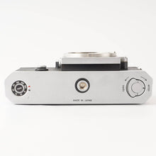Load image into Gallery viewer, Nikon F Eye Level 35mm SLR Film Camera Silver Body
