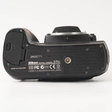 画像をギャラリービューアに読み込む, ニコン Nikon D70 / AF NIKKOR 35-70mm F3.3-4.5 デジタル一眼レフカメラ