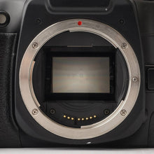 Load image into Gallery viewer, Canon EOS 7 / SIGMA ZOOM 35-80mm f/35-80 EF mount