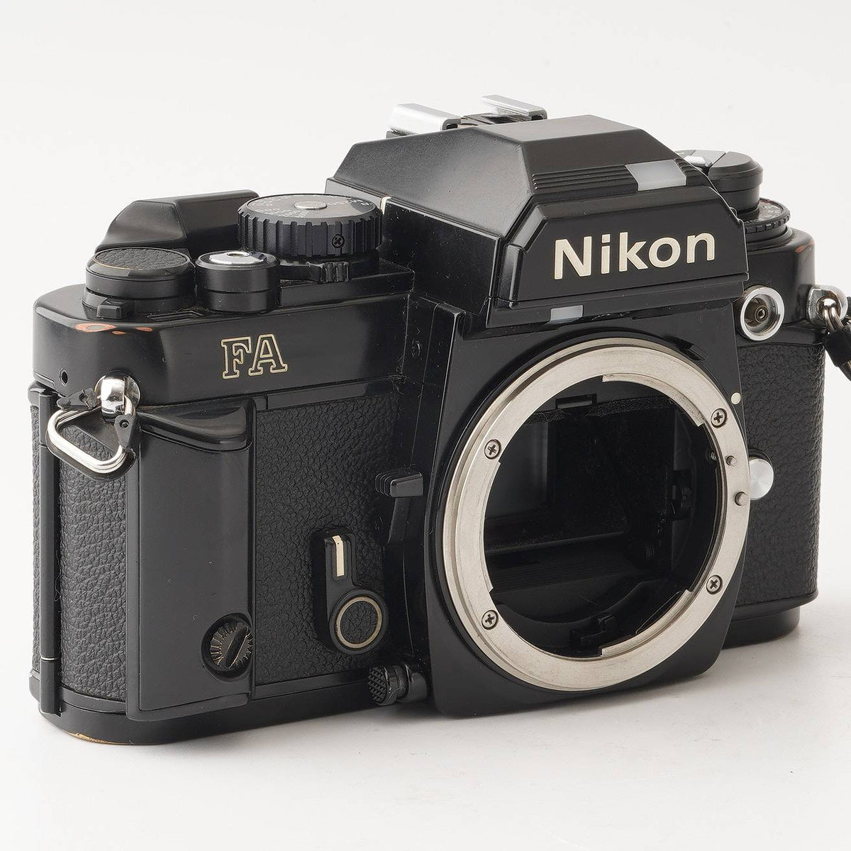 Nikon FA 一眼レフ　ブラック ニコン Nikon FA ブラック 35mm 一眼レフフィルムカメラ – Natural