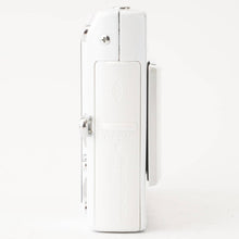 Load image into Gallery viewer, Sony Cyber shot DSC T10 / Carl Zeiss 3x 6.33-19mm f/3.5-4.3