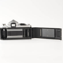 Load image into Gallery viewer, Nikon F2 Eye Level 35mm SLR Camera