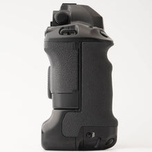 Load image into Gallery viewer, Canon EOS 3 / BATTERY PACK PB-E2 35mm SLR Film Camera