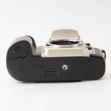 Load image into Gallery viewer, Nikon F60 / AF NIKKOR 28-80mm f/3.5-5.6 D / AF NIKKOR 70-300mm f/4-5.6 D