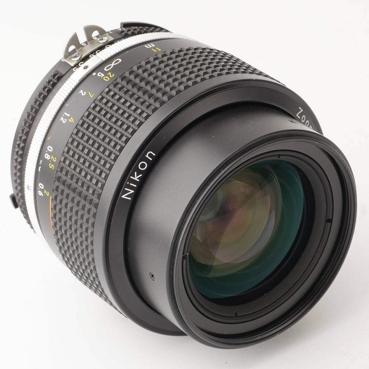 ニコン Zoom Nikkor Ai-S 28-50mm F3.5 Nikon AI-S Zoom-Nikkor 28-50mm F/3.5 | LENS-DB.COM