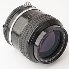 Load image into Gallery viewer, Nikon Ai NIKKOR 105mm f/2.5