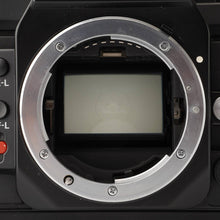 Load image into Gallery viewer, Nikon F 501 / AF NIKKOR 35-70mm f/3.3-4.5