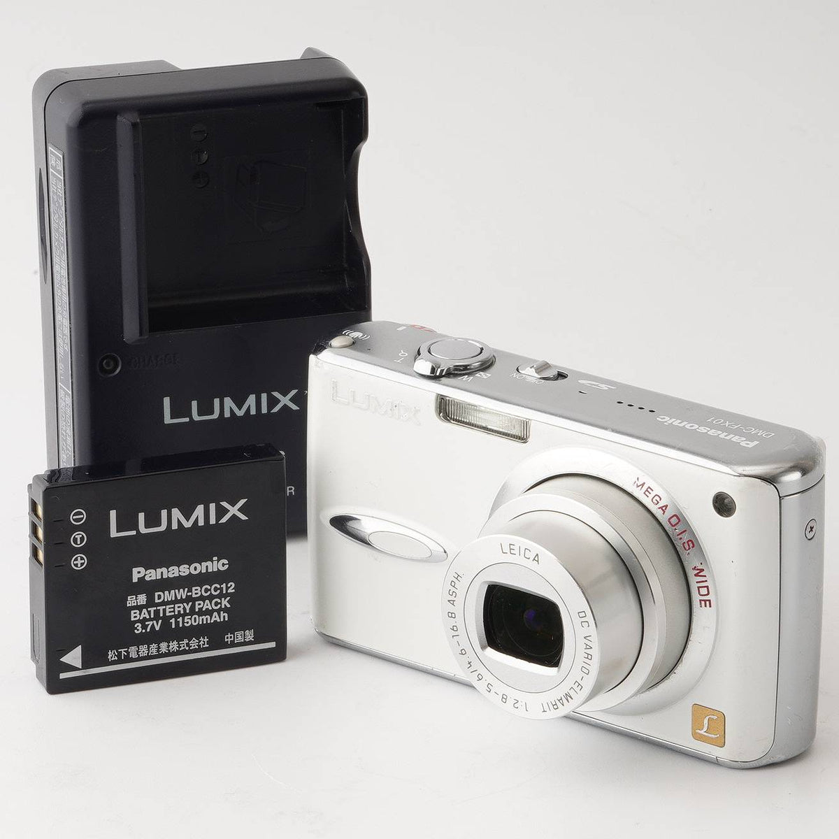 パナソニック Panasonic LUMIX DMC-FX01 / LEICA DC VARIO