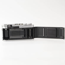 Load image into Gallery viewer, Canon VL Rangefinder Film Camera