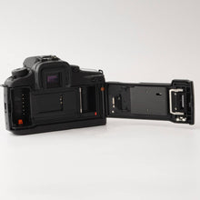 Load image into Gallery viewer, Canon EOS 7S body only