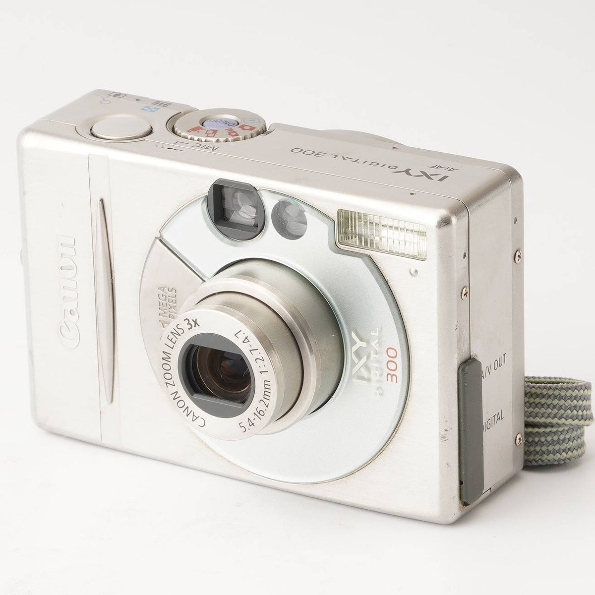 Canon　IXY DIGITAL 300 Canon IXY DIGITAL 300 / ZOOM 3x 5.4-16.2mm f/2.7-4.7