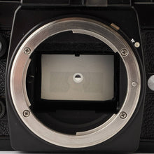 画像をギャラリービューアに読み込む, ニコン Nikon F3 アイレベル 35mm フィルム一眼レフカメラ