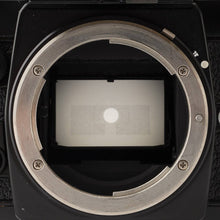 画像をギャラリービューアに読み込む, ニコン Nikon F3 アイレベル 35mm 一眼レフフィルムカメラ