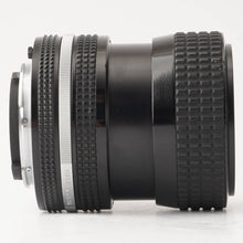 Load image into Gallery viewer, Nikon Ai-s Nikkor 35-70mm f/3.3-4.5 F Mount