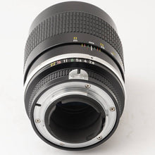 Load image into Gallery viewer, Nikon non-Ai NIKKOR 135mm f/2.8