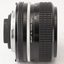 Load image into Gallery viewer, Nikon Ai NIKKOR 28mm f/3.5