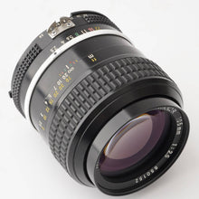 Load image into Gallery viewer, Nikon Ai NIKKOR 105mm f/2.5 F mount