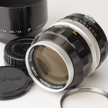 Load image into Gallery viewer, Nikon non Ai NIKKOR P Auto 105mm f/2.5 F Mount