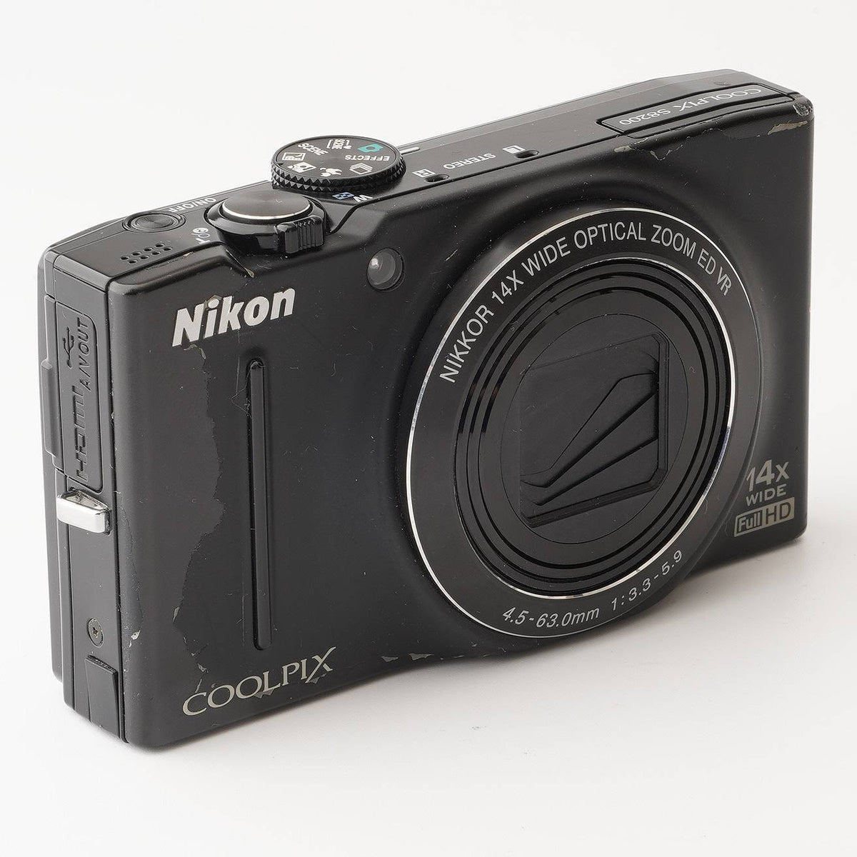 ニコン Nikon COOLPIX S8200 / NIKKOR 4.5-63mm F3.5-5.9 14X WIDE