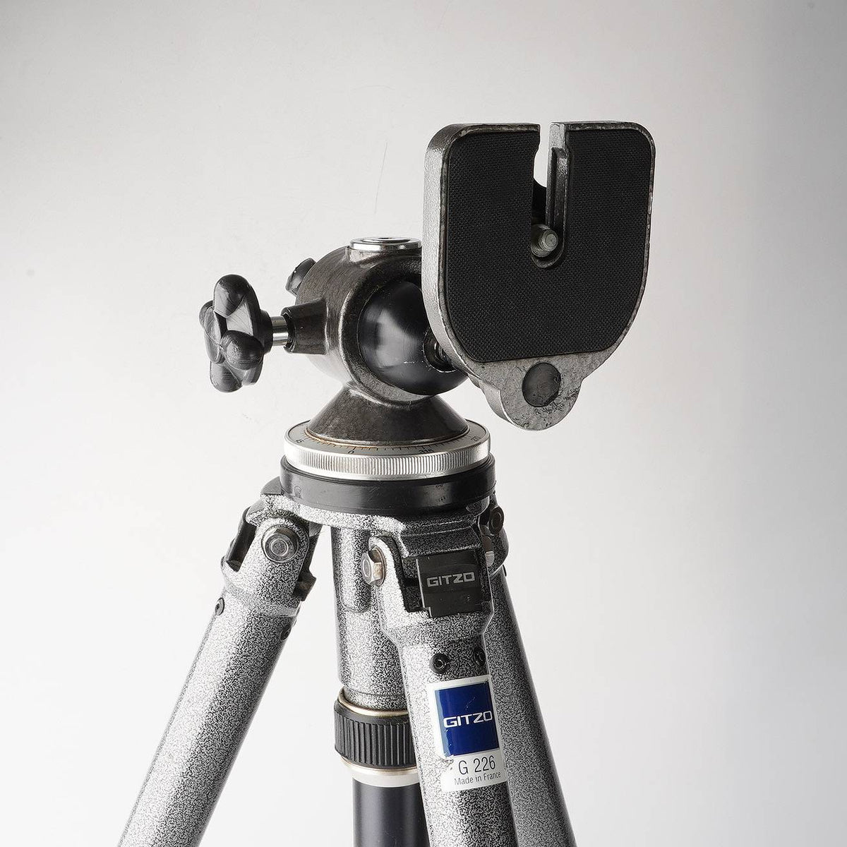 ジッツオ Gitzo G226 三脚 – Natural Camera / ナチュラルカメラ