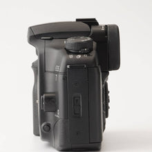 Load image into Gallery viewer, Canon EOS 7