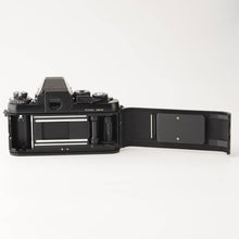 画像をギャラリービューアに読み込む, ニコン Nikon F3 アイレベル Eye Level 一眼レフフィルムカメラ