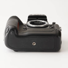 画像をギャラリービューアに読み込む, ニコン Nikon F5 35mm 一眼レフフィルムカメラ