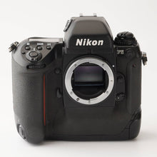画像をギャラリービューアに読み込む, ニコン Nikon F5 35mm 一眼レフフィルムカメラ
