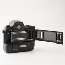 画像をギャラリービューアに読み込む, ニコン Nikon F5 35mm 一眼レフフィルムカメラ