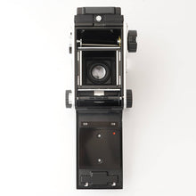 画像をギャラリービューアに読み込む, マミヤ Mamiya C220 PROFESSIONAL / MAMIYA-SEKOR 80mm F2.8 ブルードット