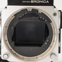 画像をギャラリービューアに読み込む, ブロニカ Zenza Bronica ETR ボディ / スピードグリップE