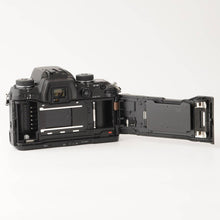 画像をギャラリービューアに読み込む, ミノルタ Minolta α-7 alpha-7 / Minolta AF Zoom 24-105mm F3.5-4.5 D フィルム 一眼レフカメラ