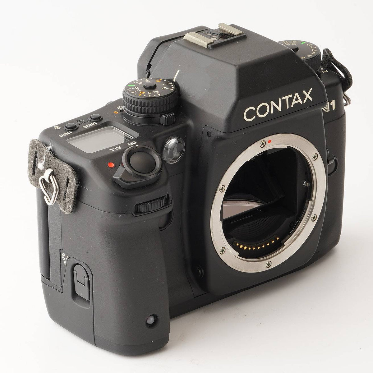 CONTAX N1 + Carl Zeiss 24-85mm動作良好 コンタックス Contax N1 / Carl Zeiss Vario Sonnar 24-85mm F3.5-4.5