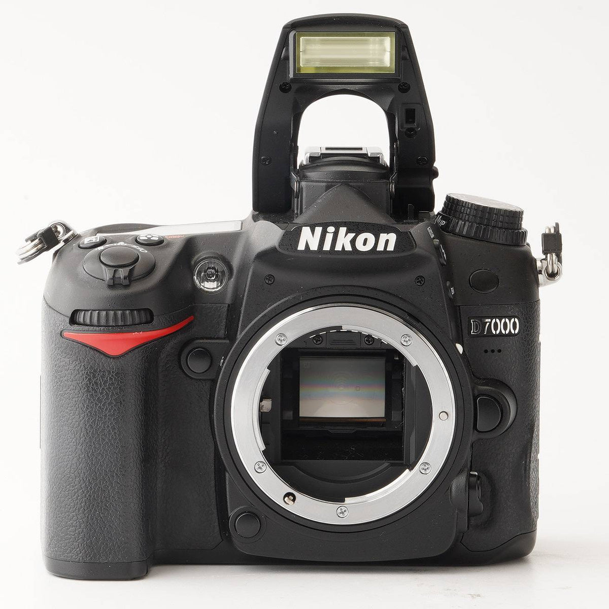ニコン Nikon D7000 デジタル一眼レフ / DX AF-S NIKKOR 18-200mm F3.5
