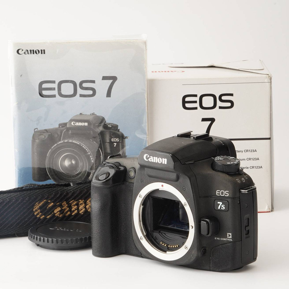 Amazon | Canon EOS-7 ボディ | 一眼レフカメラ 通販