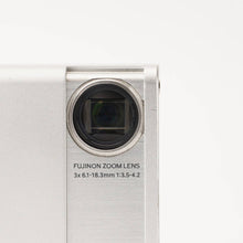画像をギャラリービューアに読み込む, 富士フイルム フジ Fujifilm FinePix Z1 / Fujnon Zoom Lens 3x 6.1-18.3mm F3.5-4.2