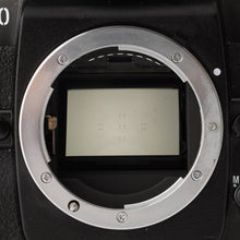 Load image into Gallery viewer, Nikon F100 35mm SLR Film Camera Body