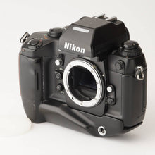Load image into Gallery viewer, Nikon F4S Body / Battery Pack MB-21
