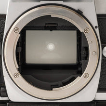 画像をギャラリービューアに読み込む, ニコン Nikon FA / Zoom-NIKKOR 35-70mm F3.3-4.5 / モータードライブ MD-15