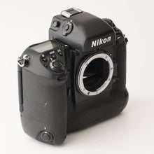 画像をギャラリービューアに読み込む, ニコン Nikon F5 35mm 一眼レフフィルムカメラ