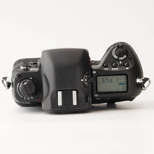 画像をギャラリービューアに読み込む, ニコン Nikon F5 35mm 一眼レフフィルムカメラ