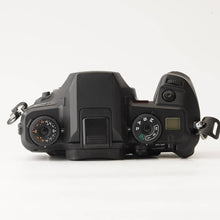 Load image into Gallery viewer, Minolta α-7 alpha-7 / Tamron 28-300mm f/3.5-6.3 AF XR LD IF